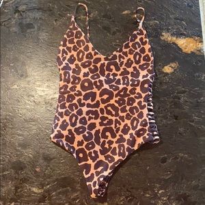 Stone fox swim leopard hermosa one piece size M